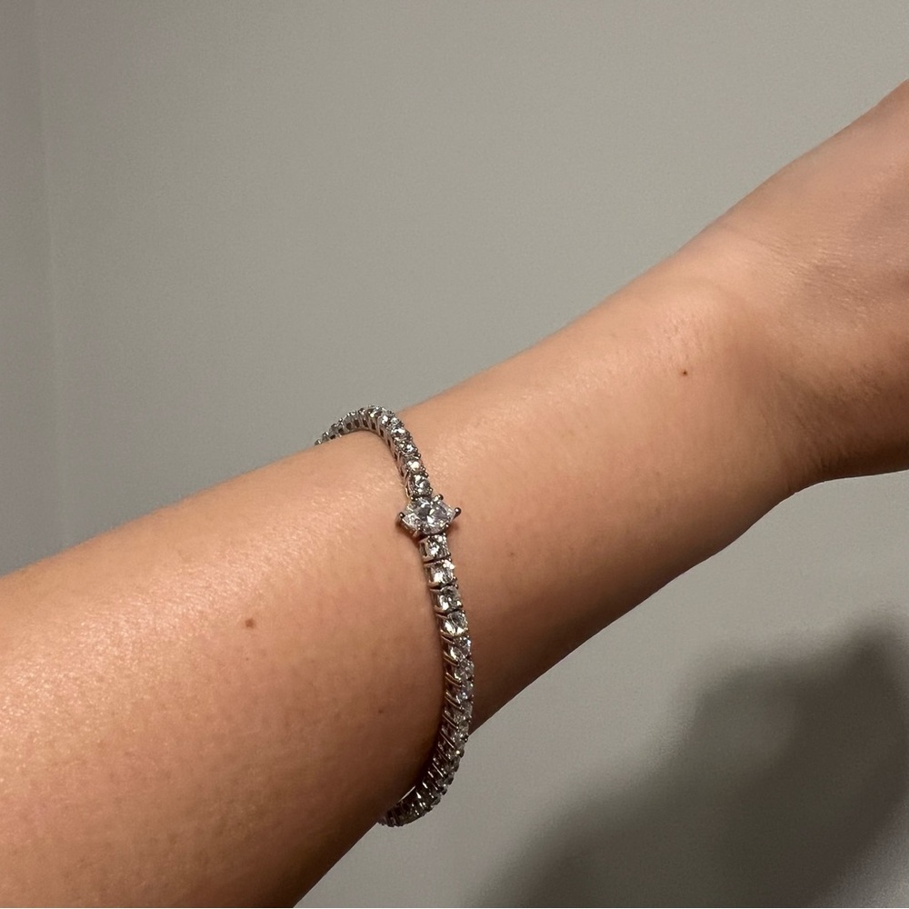 NEW Diamonique Elegant Silver Tennis Bracelet